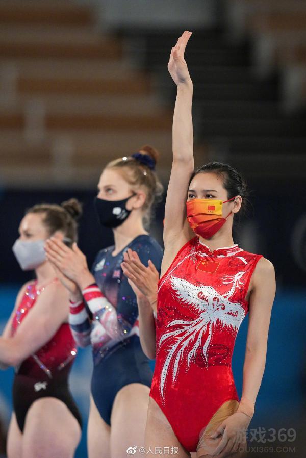 中国选手朱雪莹夺得东京奥运会蹦床女子个人冠军 